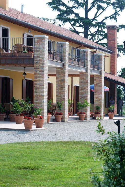 Agriturismo Tenuta Regina - Glamping Luxury Lodges And Apartments Palazzolo dello Stella Εξωτερικό φωτογραφία