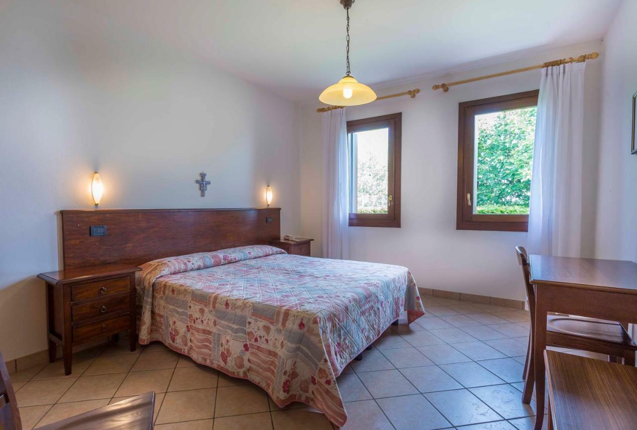 Agriturismo Tenuta Regina - Glamping Luxury Lodges And Apartments Palazzolo dello Stella Εξωτερικό φωτογραφία