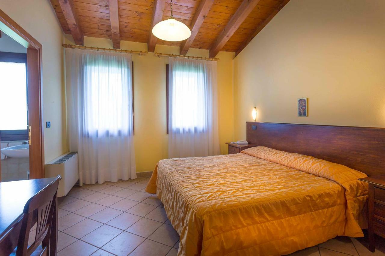 Agriturismo Tenuta Regina - Glamping Luxury Lodges And Apartments Palazzolo dello Stella Εξωτερικό φωτογραφία