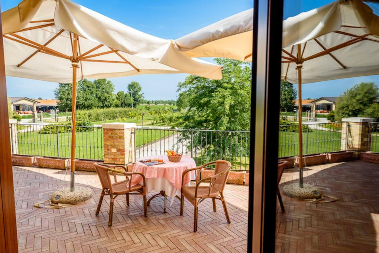 Agriturismo Tenuta Regina - Glamping Luxury Lodges And Apartments Palazzolo dello Stella Εξωτερικό φωτογραφία